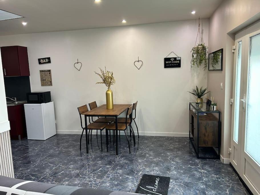 Maison Chez Graz & Virg Villa Calais Ngoại thất bức ảnh